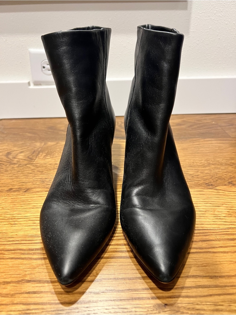 Dolce Vita Black Leather Kitten Heel Boots - Picture 8 of 11